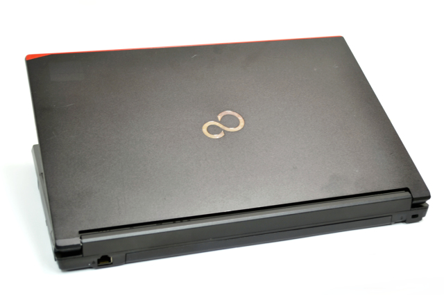 中古ノートパソコン 富士通 LIFEBOOK A576/RX Core i5 6300U 新品