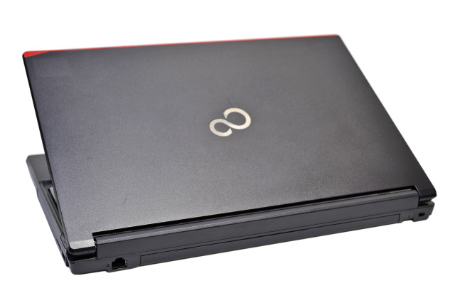 Fujitsu Lifebook A577/S 本体のみ i5-7300U 中古ノートパソコン 富士通 LIFEBOOK A577/S Windows11 Pro Core