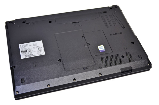 富士通 ノートパソコン LIFEBOOK A577/S Core i5 7300U メモリ8G