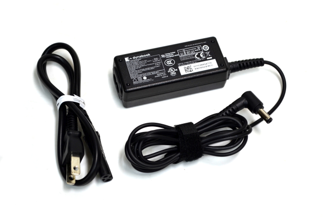 Toshiba ノートパソコン ブラック B65R ACアダプター、マウス付き 楽天