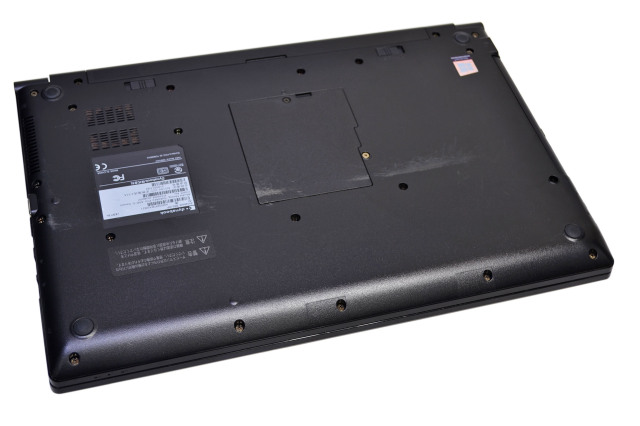 新品SSD512G メモリ16G フルHD 15.6型 ノートパソコン dynabook