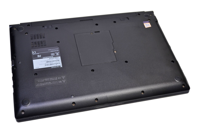 ノートパソコン 15.6型 dynabook B65/M Core i7 8550U 新品