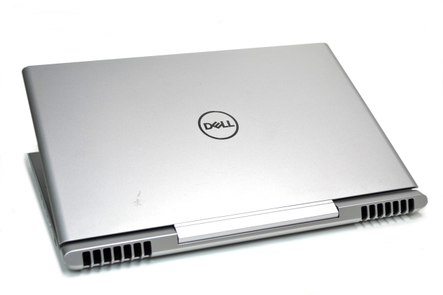 ゲーミングノート GTX1050Ti DELL Vostro 7570 Core i7 7700HQ m  