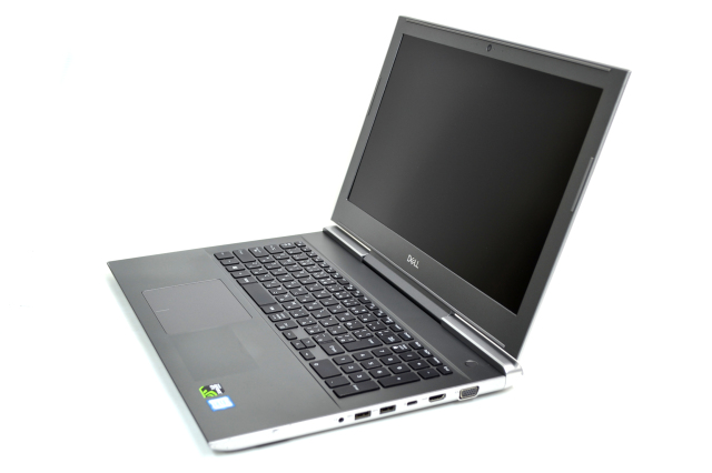 ゲーミングノート GTX1050Ti DELL Vostro 7570 Core i7 7700HQ m 