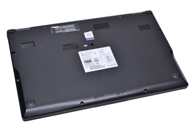 Wi-Fi6 フルHD 顔認証 富士通 LIFEBOOK U9311/F Core i5 1145G7