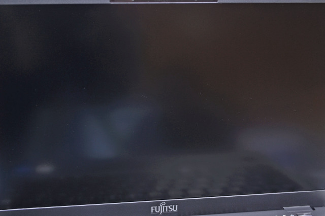 セール！ 顔認証 Wi-Fi6 フルHD 富士通 LIFEBOOK U9311/F 第11世代