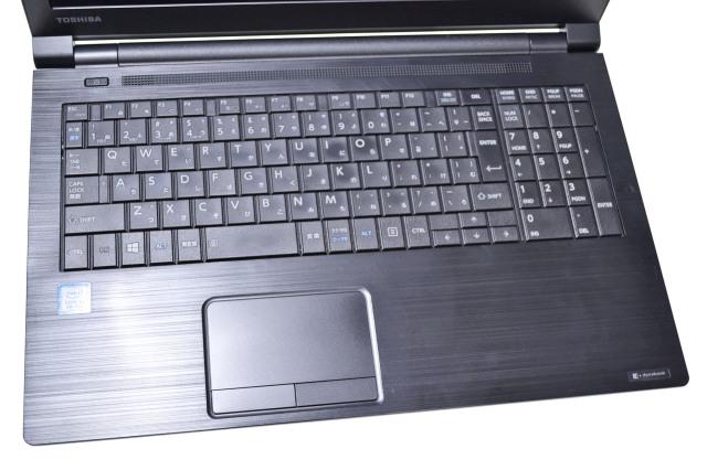 15.6型 ノートパソコン dynabook B65/DP Core i3 8130U SSD128G メモリ