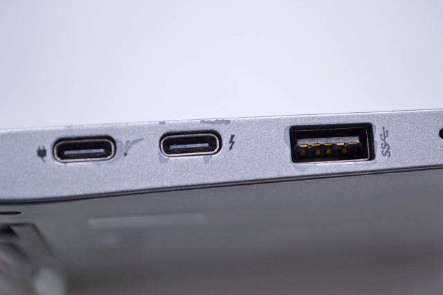 Wi-Fi6 顔認証 タッチパネル フルHD DELL Latitude 5320 Core i7