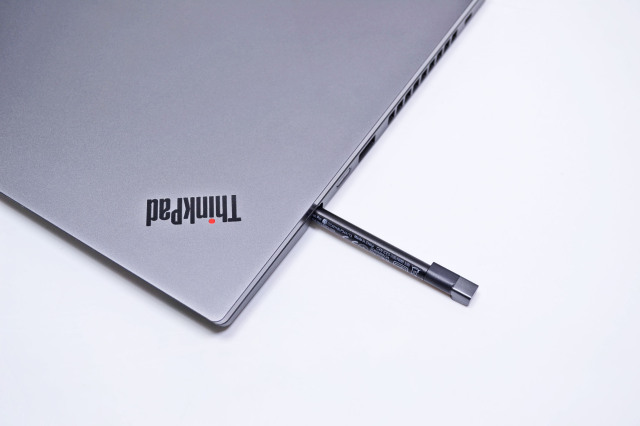 美品 2-in-1 LTE フルHD Lenovo ThinkPad X1 Yoga 4th 顔認証 Web