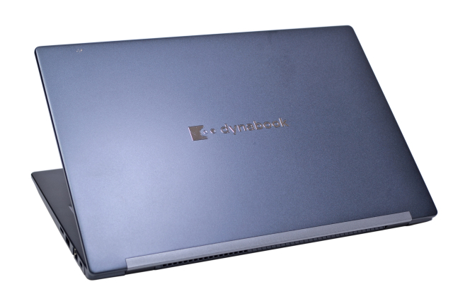 13.3型 顔認証 Wi-Fi6 dynabook G83/HU Core i7 1185G7 IrisXe メモリ