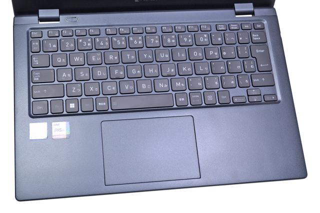 13.3型 顔認証 Wi-Fi6 dynabook G83/HU Core i7 1185G7 IrisXe メモリ