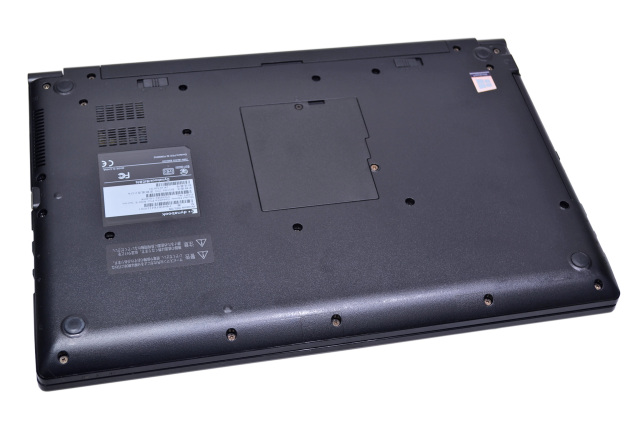 ノートパソコン 15.6型 dynabook B65/DN Core i5 8250U 新品SSD512G