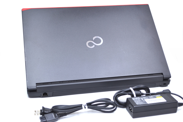 SSD フルHD 中古ノートパソコン 富士通 LIFEBOOK A577/R 第7世代 Core 
