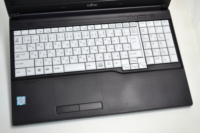 中古ノートパソコン 富士通 LIFEBOOK A746/P Core i7 6600U メモリ8G  