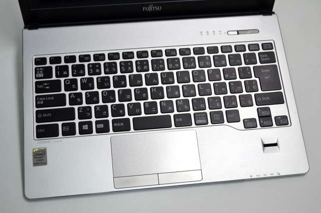 フルHD モバイル 富士通 LIFEBOOK S935/K Core i5 5300U 新品SSD256G 