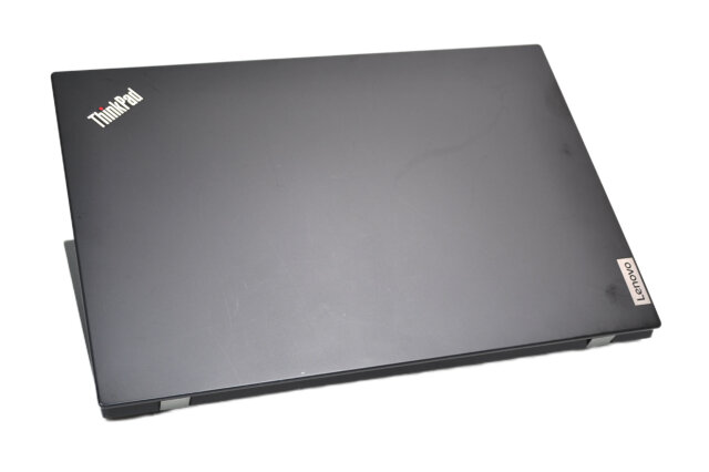 win11pro 15インチノートパソコン Lenovo 走り回ら L15 G1
