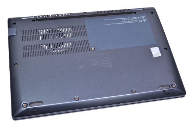 AMD Ryzen 5 7530U Radeon 13.3型 フルHD dynabook GA83/XW メモリ16GB