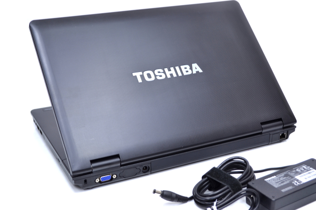 東芝 SSD搭載 Core-i3 B551/C - ノートパソコン