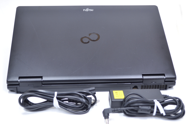Windows7 64bit 中古ノートパソコン 富士通 LIFEBOOK A572/E Core i5 3320M(2.60GHz) 15.6型HD メモリ4GB マルチ WiFi USB3.0 Windows7 64bit 中古ノートパソコン 富士通 LIFEBOOK A572/E Core i5 3320M(2.60GHz) 15.6型HD メモリ4GB マルチ WiFi USB3.0