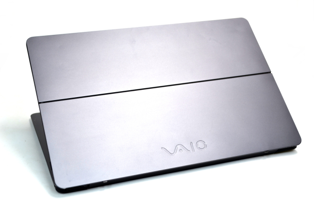 VAIO Z フリップモデル タッチパネル WQHD Core i3 6157U m.2SSD256G 