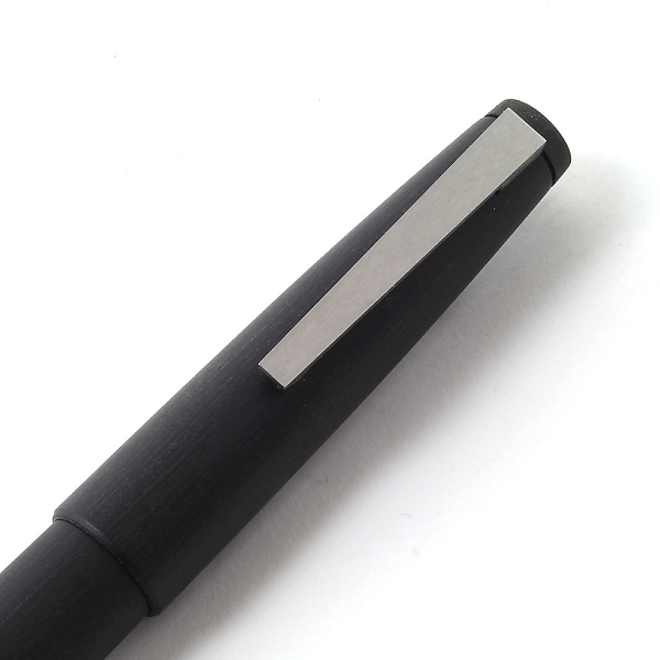 LAMY / ラミー 2000 万年筆 Amazon | LAMY（ラミー）2000 ブラック 万年筆 黒 - 丈夫な