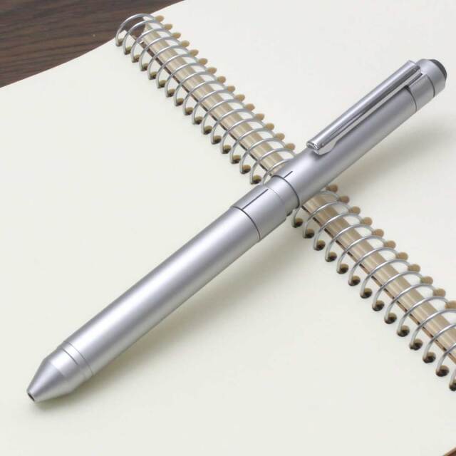 ゼブラ（ZEBRA） 多機能ペンSHARBO X シャーボX ST3 シルバー 自分で