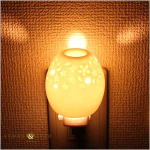 【生活の木】アロマディフューザー『アロマオールナイト オーバル』[08-831-2010]