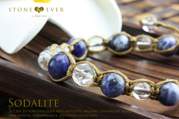 天然石ヘンプ（麻）・ブレスレット 『ソーダライト』