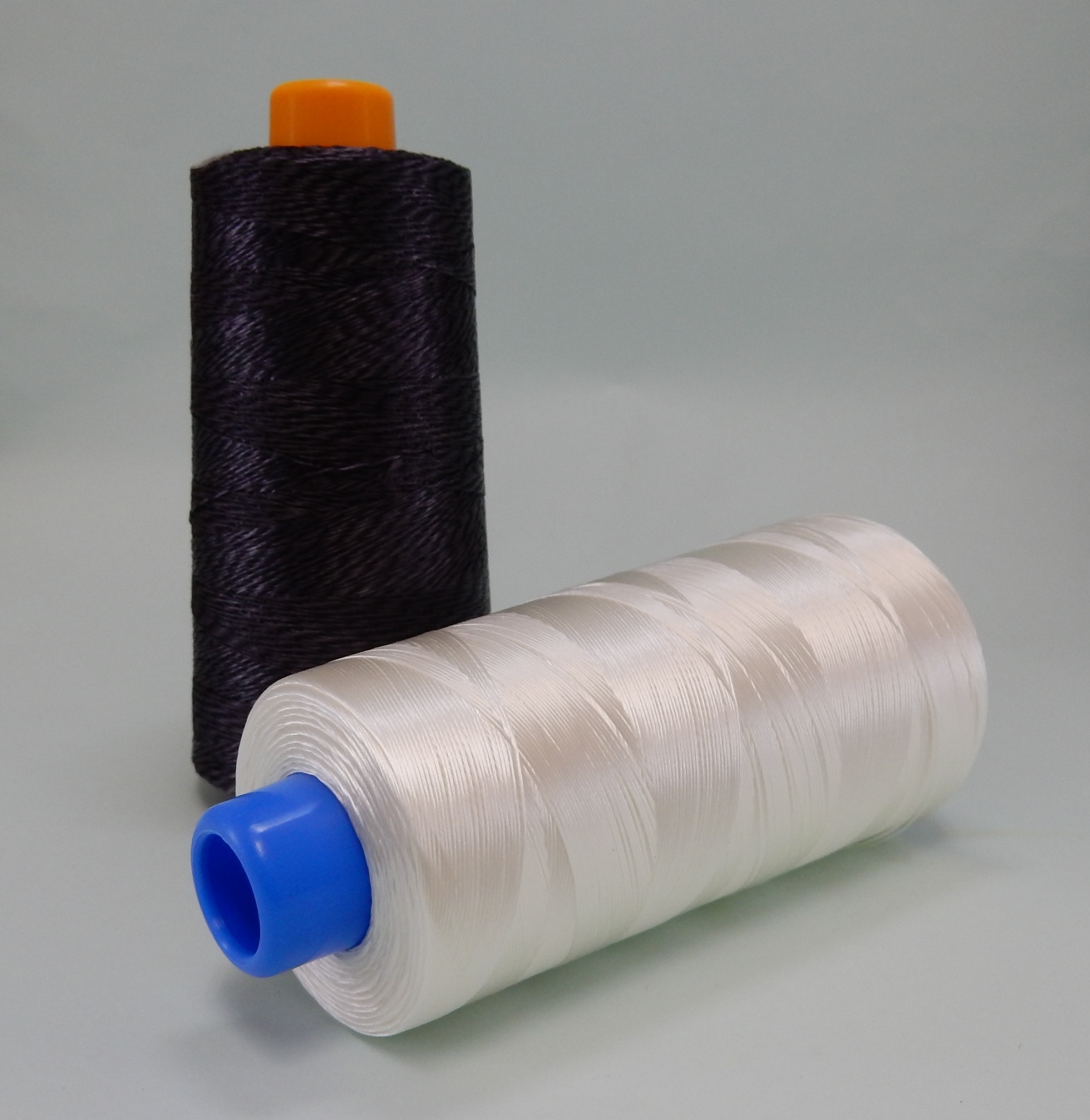 メルター熱接着糸　糸入り　工業用