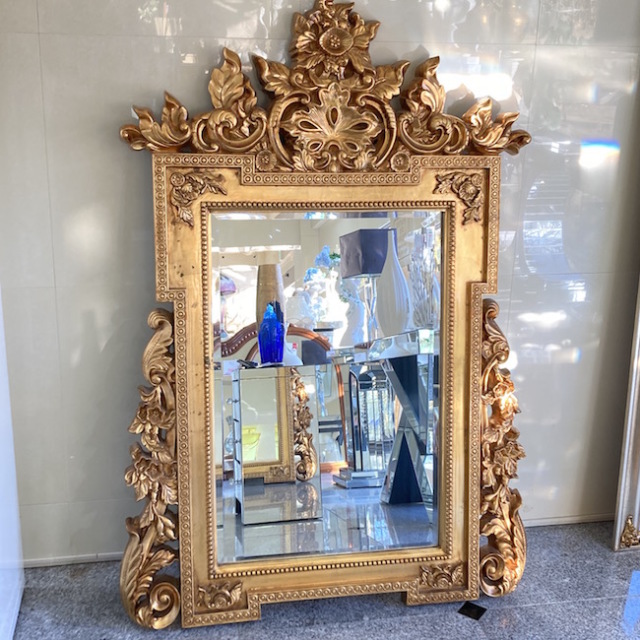 イタリア製　ゴールドミラー(金箔仕上げ) イタリア製ゴールドミラー(金箔仕上げ)