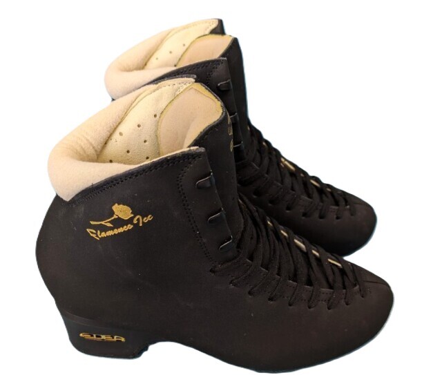 １０％オフ！　旧タイプ　フラメンコアイス　Ｃタイプ（普通幅）　黒　表示２５５・表示２６０