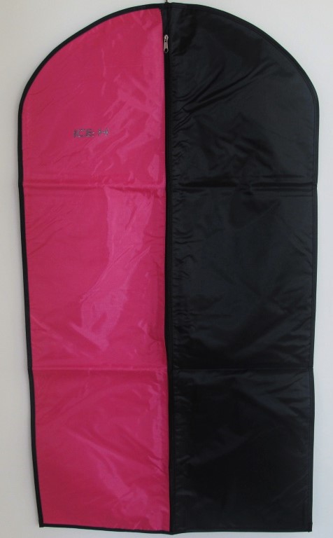 訳あり５％オフ　ＩＣＥＨ－10　ガーメント・バッグ　　セリーヌピンク