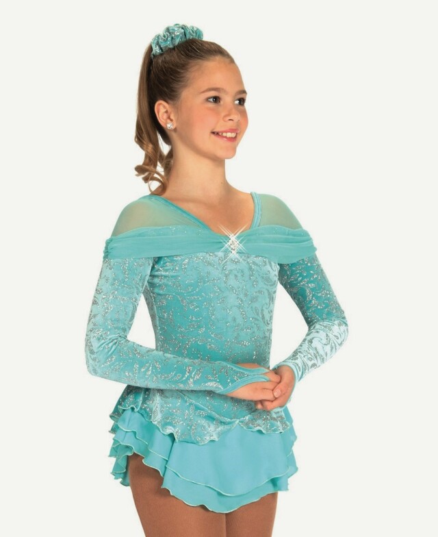 ２０％オフ！J－６９８　ティファニー・ツイスト・ドレス　１２－１４（１５０ｃｍ）