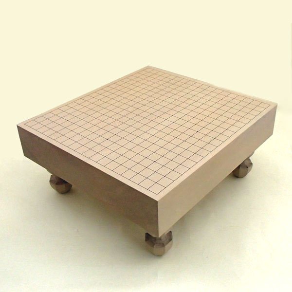 木製囲碁盤　　北海道産　本桂３寸足付一枚板碁盤　安心のランクA　松