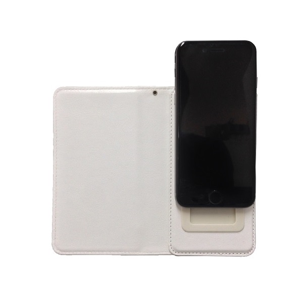 目が笑っていない着ぐるみたち