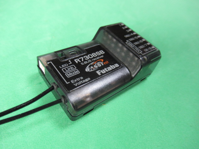 フタバ 受信機 R7308SB 空用FASSTest方式・デュアルRｘリンクシステム(ケースなし未使用品）