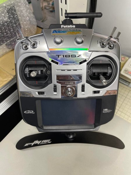 新型送信機用パッド(黒色) プロポは付属しません