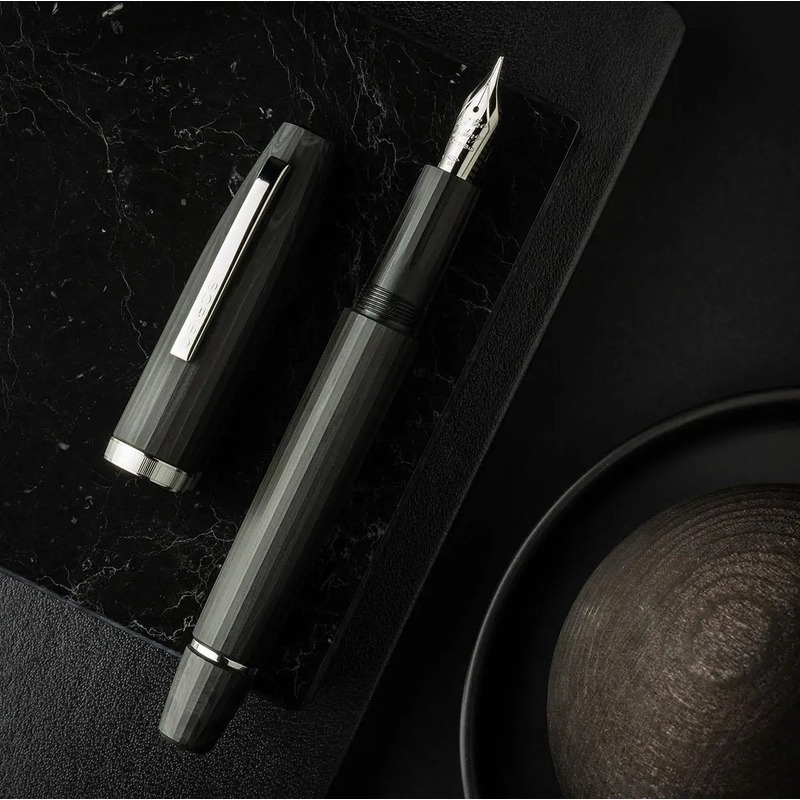 Ebonite ニブ