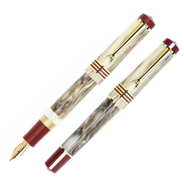 デルタ ルージュ ディヴァイン 万年筆