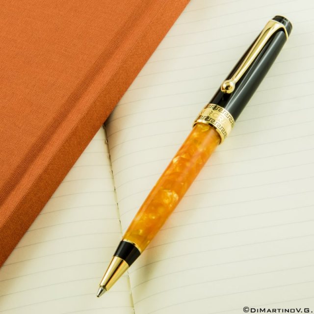 アウロラ オプティマ オー・ソレ・ミオ ボールペン Aurora Optima O