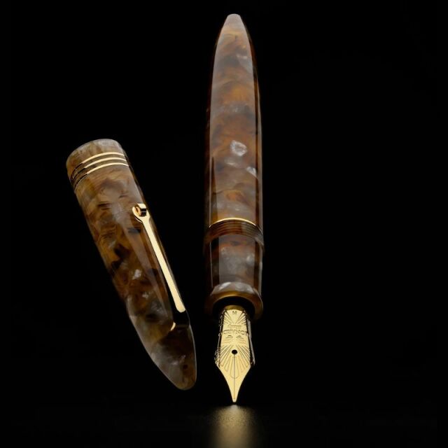 レオナルド　フローレ　アクア・アンブラータ　万年筆（ゴールドトリム/スチールニブ）