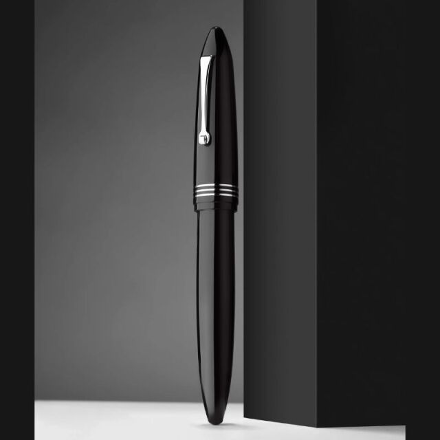 レオナルド フローレ ノッテ・ディ・フローレ 万年筆