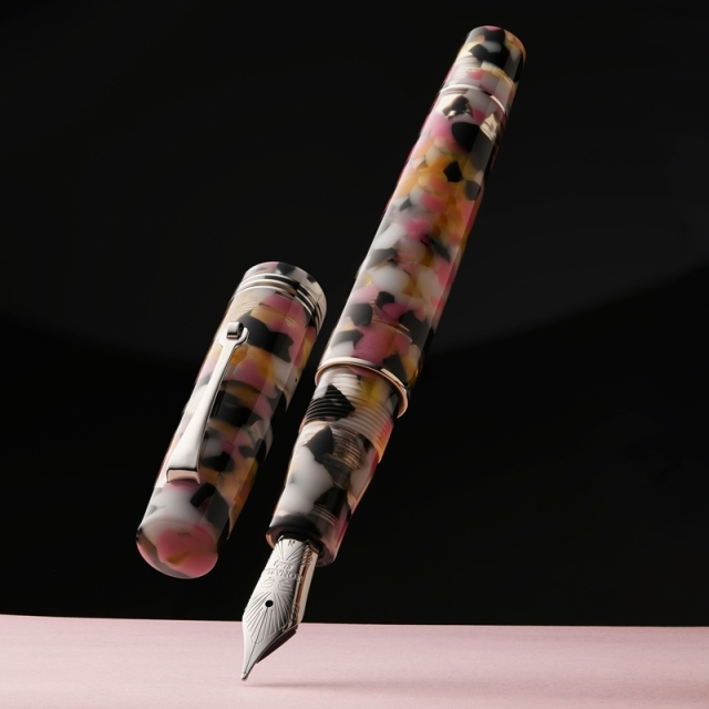 レオナルド モーメントゼロ コッリチェッラ 万年筆