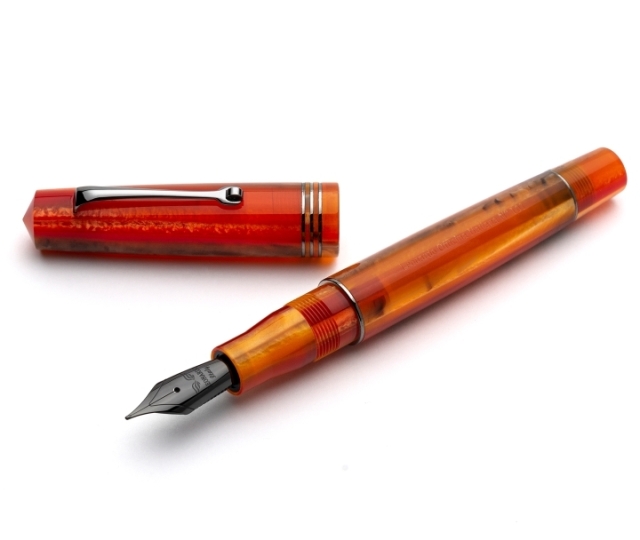 レオナルド　モーメントゼロ　マンゴー　万年筆