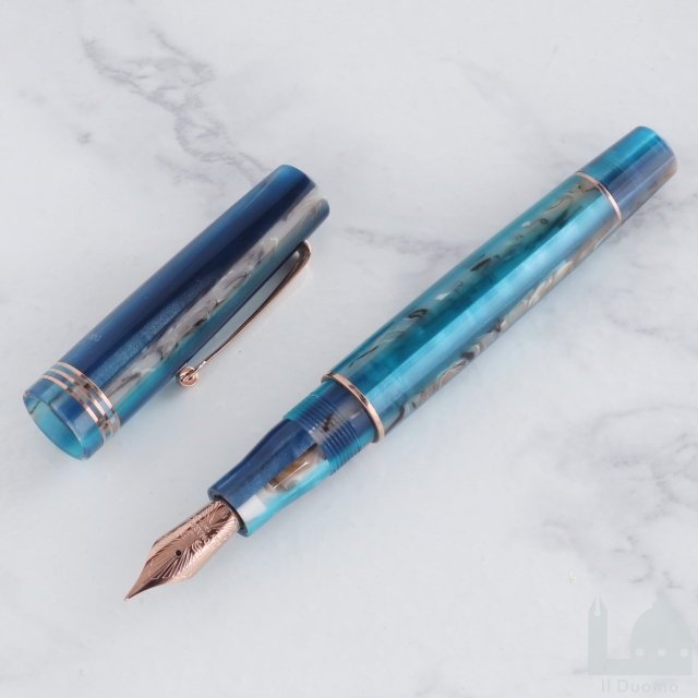 レオナルド モーメントゼロ ハワイブルー 万年筆 14Kニブ（ロジウム