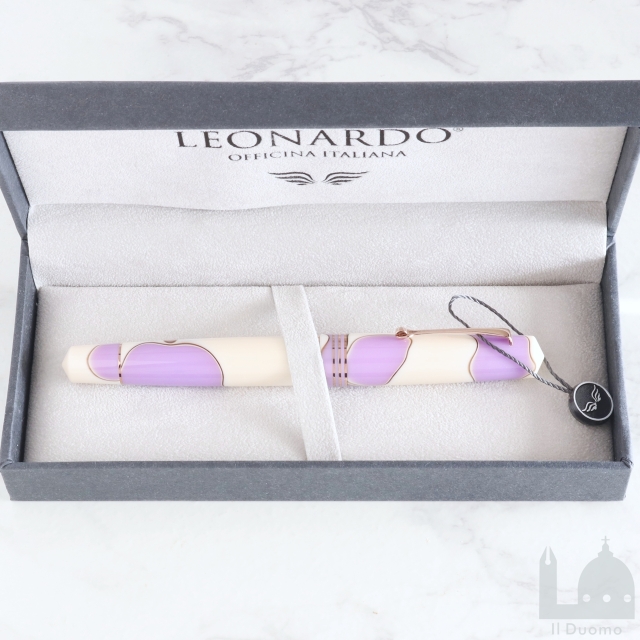 レオナルド モーメントゼロ ヌヴォラ ライラック 万年筆 (スチールニブ