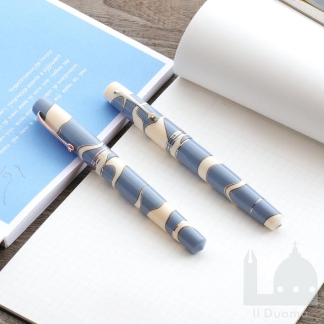 レオナルド　モーメントゼロ　ヌヴォラ　万年筆