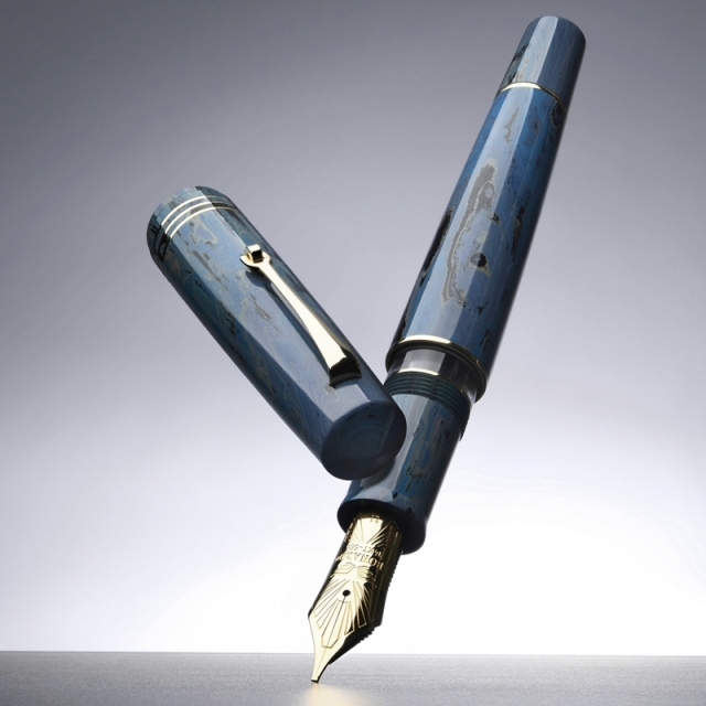 レオナルド　限定生産品　モーメントゼログランデ2.0　ベゴニア　エボナイト　万年筆（14Kニブ/#8）