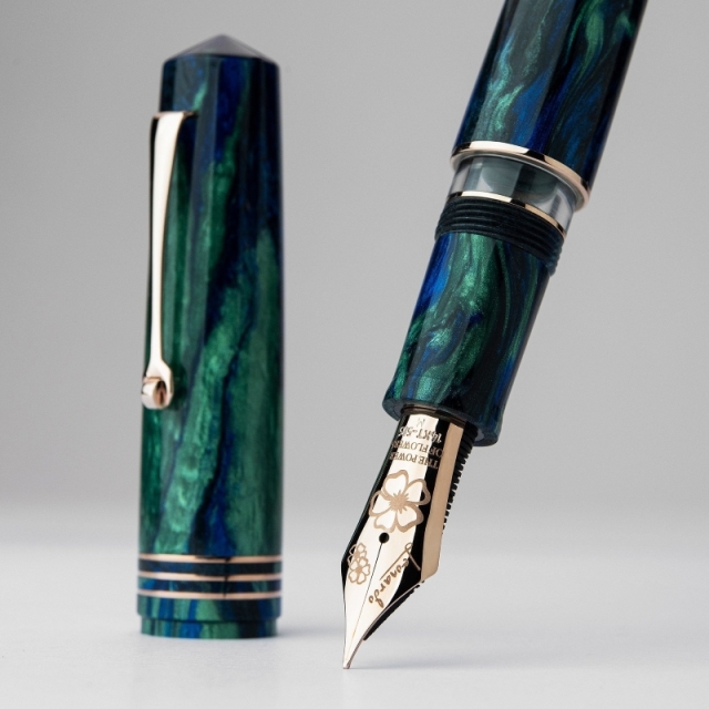 レオナルド　限定生産品　モーメントゼログランデ2.0　パワーオブフラワーズ　フィオルダリーゾ　万年筆（14Kニブ/#8）