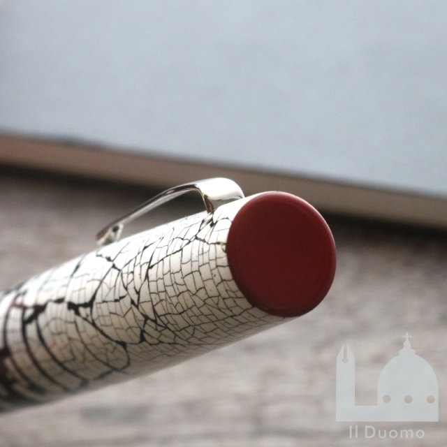 レオナルド 限定生産品 ランカク(卵殻) グラディエント #8 万年筆